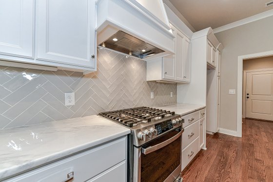 Interior - Kitchen 4 for Craftsman House Plan #430-140 - 3 bed, 2.5 bath