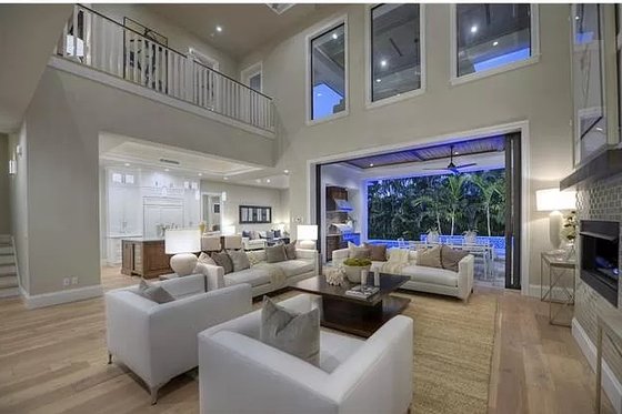 Interior - Family Room for Modern House Plan #548-58 - 5 bed, 4.5 bath