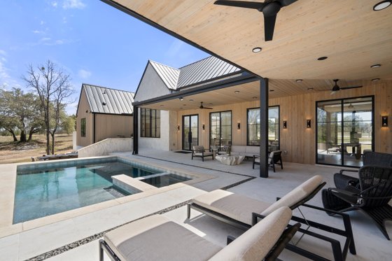 Exterior - Covered Porch for Modern House Plan #1096-20 - 4 bed, 4.5 bath