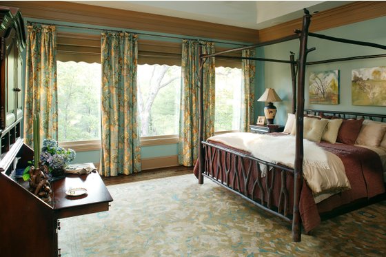 Interior - Master Bedroom for Farmhouse House Plan #54-390 - 4 bed, 4.5 bath