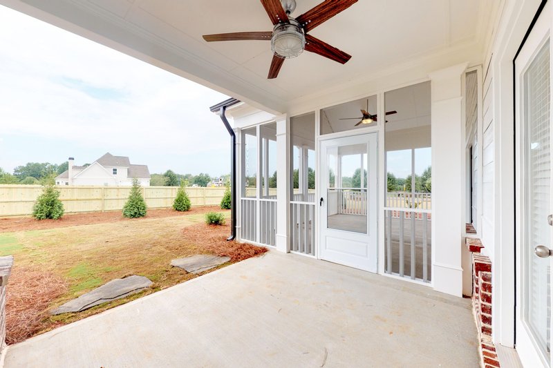 House Design - Photo 10 for Farmhouse House Plan #927-992 - 5 bed, 4 bath
