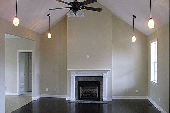 Photo 3 for Southern House Plan #21-131 - 3 bed, 2.5 bath