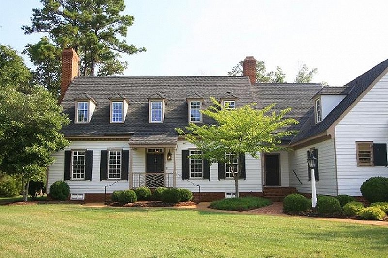 Home Plan - Front view - 3500 square foot Colonial Home
