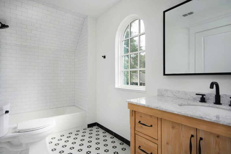 Architectural House Design - Interior - Bathroom for Traditional House Plan #461-82 - 4 bed, 3 bath