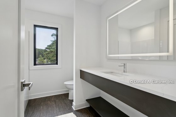 Interior - Bathroom 1 for Contemporary House Plan #929-268 - 4 bed, 3.5 bath