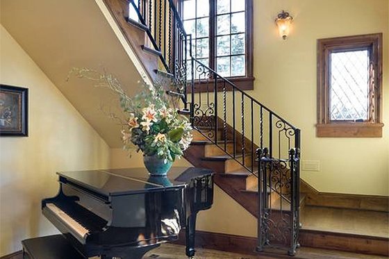 Foyer - 4000 square foot European home