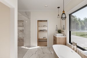 Interior - Master Bathroom 1 for Country House Plan #1089-52 - 3 bed, 2.5 bath