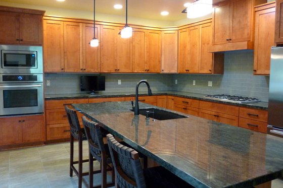 Photo 4 for Prairie House Plan #124-946 - 3 bed, 2 bath