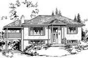 Traditional Style House Plan - 2 Beds 1.5 Baths 1058 Sq/Ft Plan #18-9065 