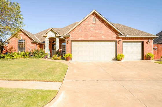 Exterior - Front Elevation for Traditional House Plan #65-405 - 4 bed, 2 bath