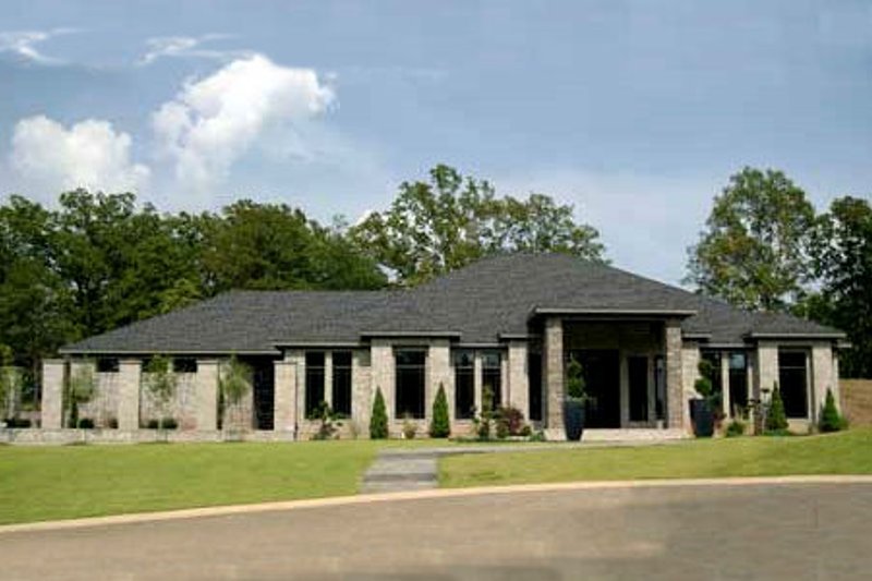 Home Plan - Ranch Exterior - Front Elevation Plan #17-2273