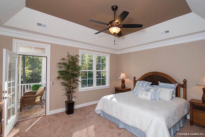 Home Plan - Interior - Master Bedroom for European House Plan #929-27 - 4 bed, 3 bath