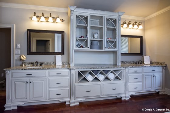 Interior - Master Bathroom for Traditional House Plan #929-924 - 3 bed, 2 bath