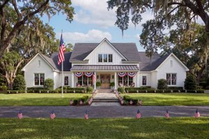 Exterior - Front Elevation for Farmhouse House Plan #430-420 - 4 bed, 3.5 bath