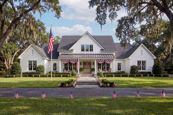 Exterior - Front Elevation for Farmhouse House Plan #430-420 - 4 bed, 3.5 bath