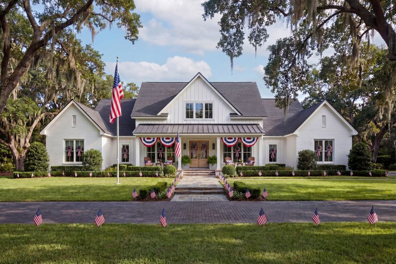 Exterior - Front Elevation 2 for Farmhouse House Plan #430-420 - 4 bed, 3.5 bath