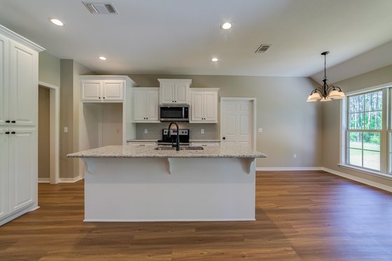 Interior - Kitchen 4 for Country House Plan #430-178 - 4 bed, 2 bath