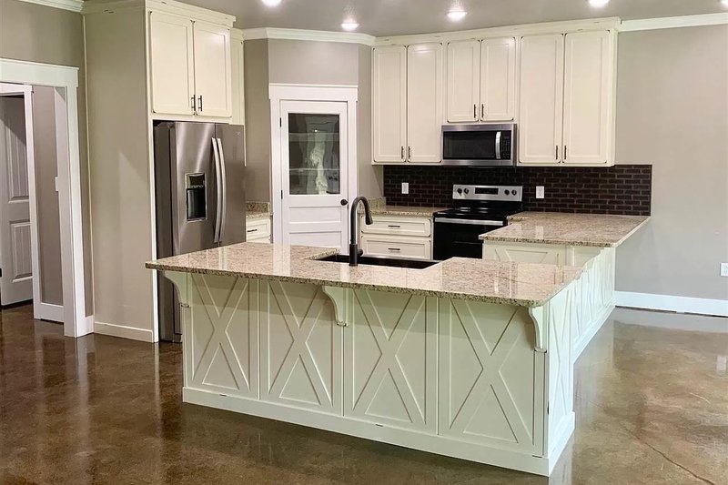 Architectural House Design - Interior - Kitchen for Traditional House Plan #923-145 - 3 bed, 2 bath