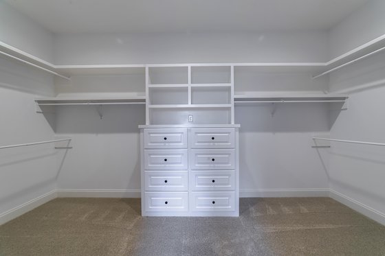 Interior - Master Bathroom 2 for Country House Plan #430-173 - 4 bed, 2 bath