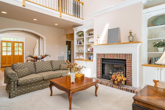Photo 4 for Southern House Plan #137-246 - 4 bed, 3 bath