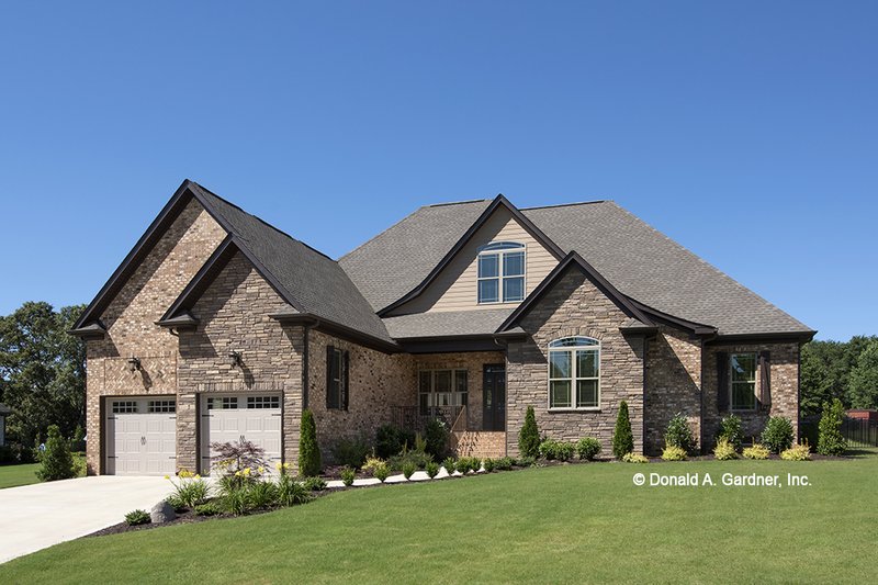 Home Plan - Traditional Exterior - Front Elevation Plan #929-924