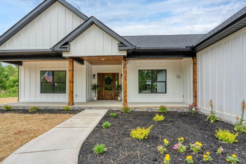 House Plan Design - Exterior - Other Elevation 2 for Ranch House Plan #123-120 - 3 bed, 2.5 bath