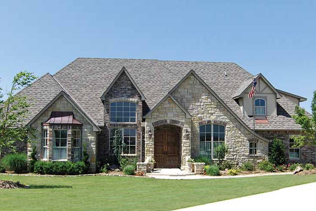 European  Style  House  Plan  4 Beds 3 5 Baths 3140 Sq Ft   European  Style  House  Plan  4 Beds 3 5 Baths 3140 Sq Ft
