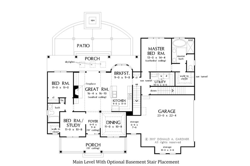 House Design - Main Floor With Basement Stair