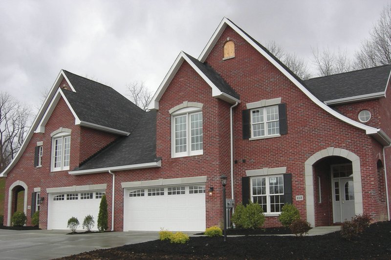 Dream House Plan - European Exterior - Front Elevation Plan #20-1352
