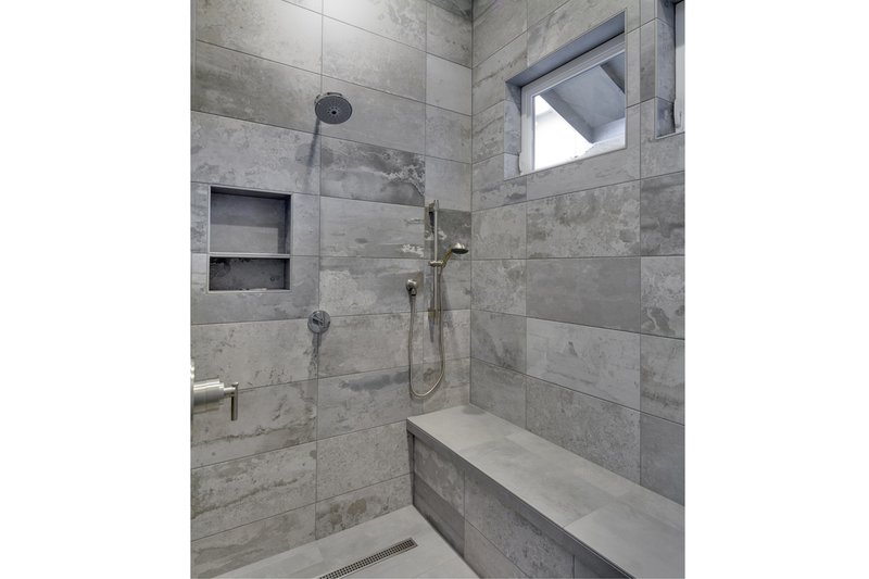 Architectural House Design - Interior - Master Bathroom 2 for Ranch House Plan #124-983 - 3 bed, 2 bath