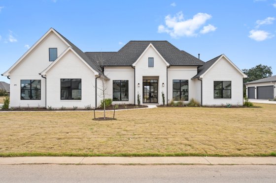 Exterior - Front Elevation for Farmhouse House Plan #430-295 - 5 bed, 3.5 bath