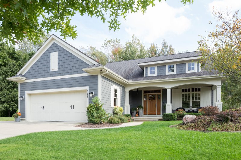 Home Plan - Traditional Exterior - Front Elevation Plan #901-144