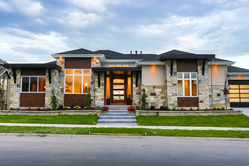 Home Plan - Modern Exterior - Front Elevation Plan #920-18