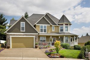Front View - 2500 square foot Victorian home