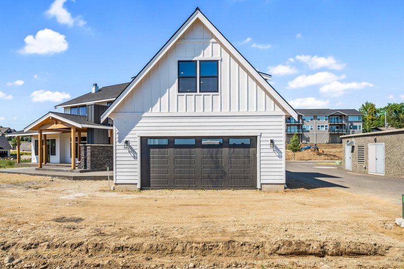 Dream House Plan - Exterior - Other Elevation for Farmhouse House Plan #1070-135 - 5 bed, 3.5 bath