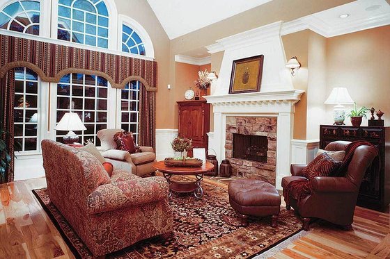 Interior - Family Room for Traditional House Plan #54-526 - 4 bed, 3.5 bath