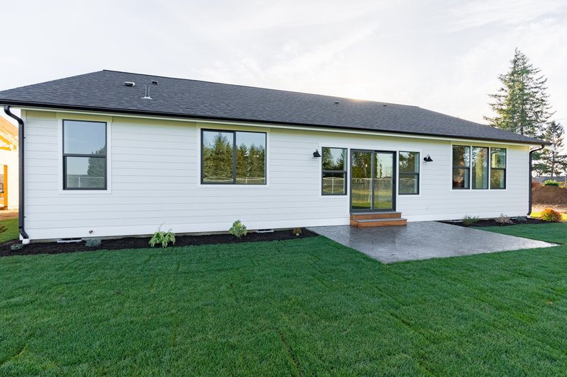 House Blueprint - Exterior - Rear Elevation for Farmhouse House Plan #1070-32 - 3 bed, 2 bath