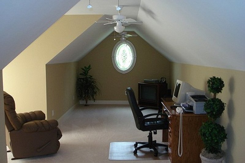 Dream House Plan - Traditional style home, Master Bonus Room photo