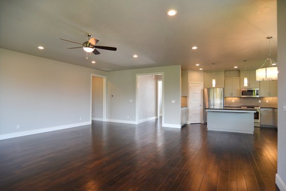 Interior - Family Room for Prairie House Plan #124-1065 - 3 bed, 2 bath