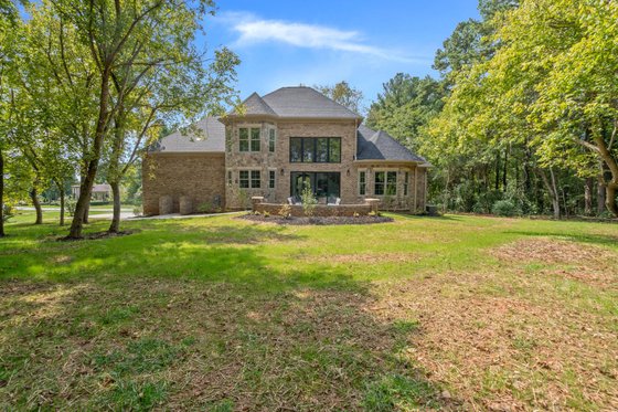 Photo 2 for European House Plan #929-884 - 4 bed, 3 bath