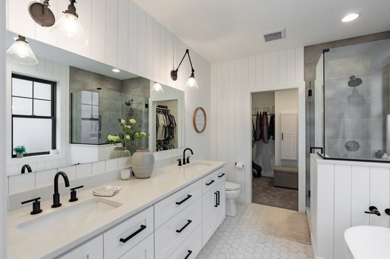 Photo 47 for Farmhouse House Plan #1070-21 - 3 bed, 2 bath