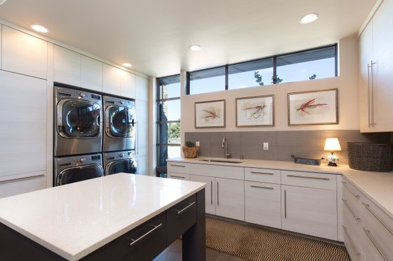Interior - Laundry for Contemporary House Plan #892-42 - 4 bed, 5.5 bath