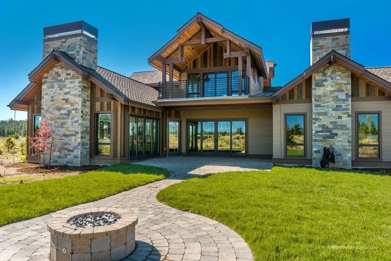 Architectural House Design - Exterior - Rear Elevation for Traditional House Plan #895-59 - 4 bed, 4.5 bath