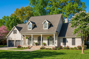 Traditional Style House Plan - 4 Beds 3 Baths 2458 Sq/Ft Plan #17-1178 Exterior 