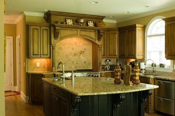 Photo 14 for European House Plan #119-129 - 4 bed, 3.5 bath