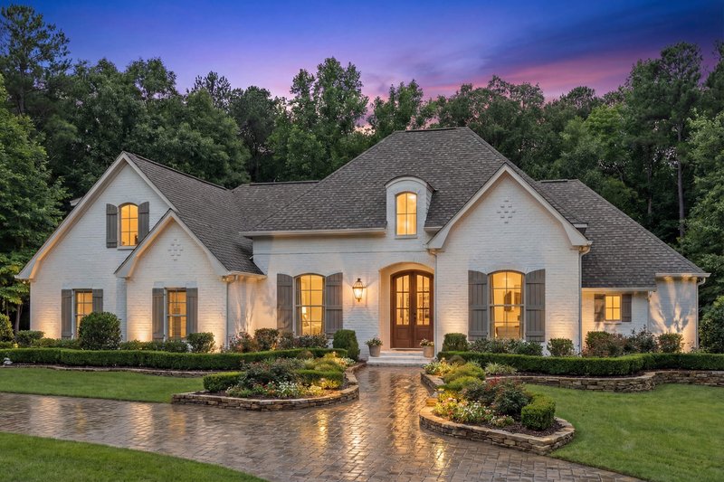 Dream House Plan - European Exterior - Front Elevation Plan #430-103