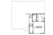 Traditional Style House Plan - 3 Beds 2 Baths 1600 Sq/Ft Plan #67-790 