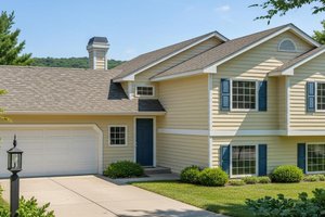 Architectural House Design - Traditional Exterior - Front Elevation Plan #97-304