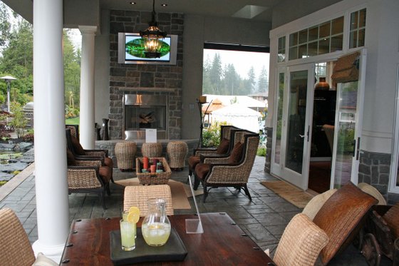 Photo 8 for European House Plan #132-214 - 4 bed, 3.5 bath