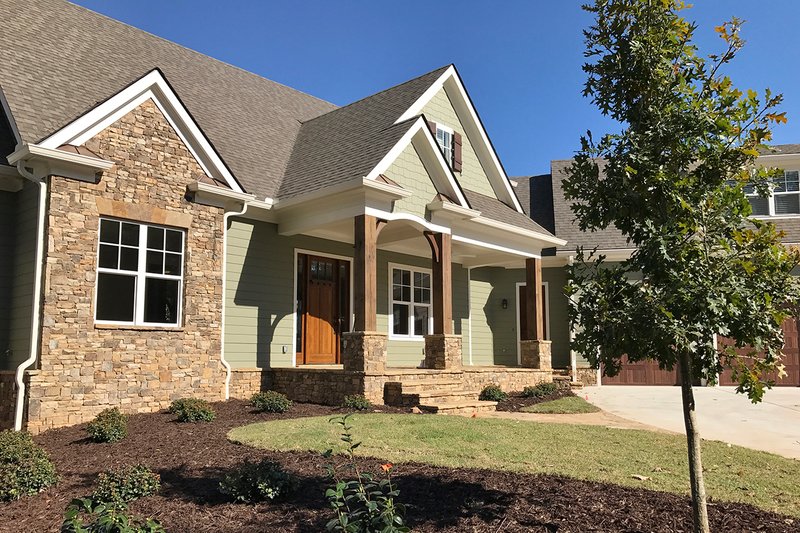 Dream House Plan - Exterior - Front Elevation 4 for Craftsman House Plan #437-85 - 4 bed, 4.5 bath